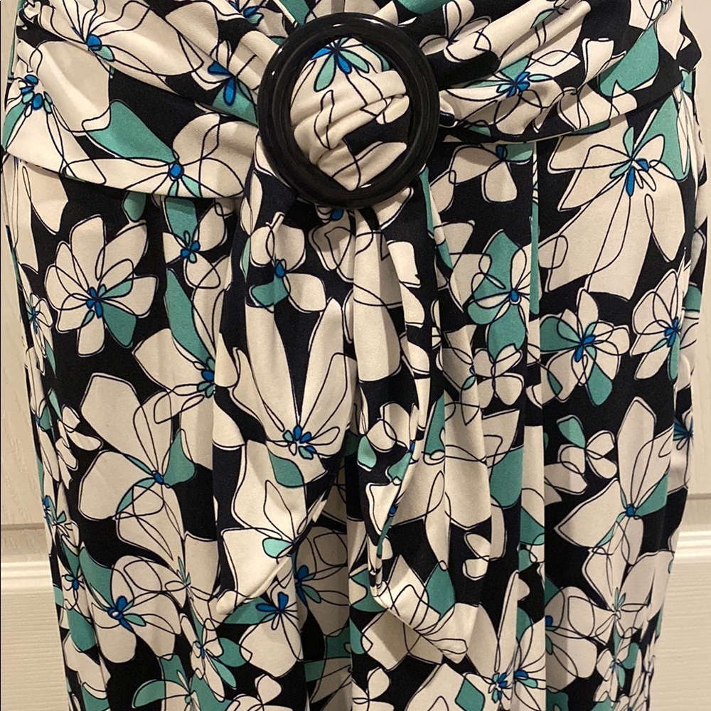 Floral Print Women's Dress - Picture 3 of 4